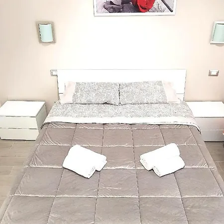 Casa Vacanza Al Massimo 3* パレルモ